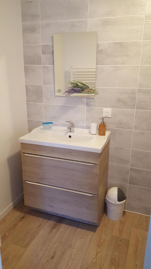 Studios Tout Equipes Cosne-sur-Loire Zewnętrze zdjęcie